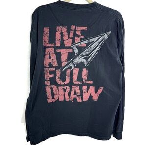 Legendary Whitetails Bow Hunting Black Tee with Red and Gray Graphic Large